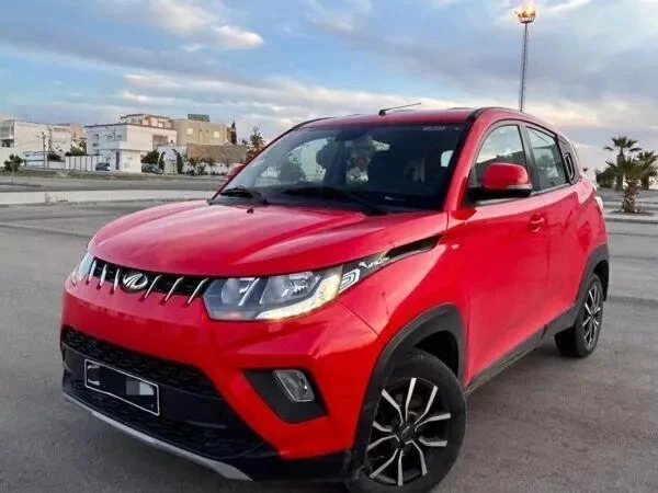 Mahindra KUV 100 