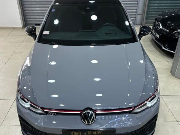 VOLKSWAGEN GOLF 8 GTI