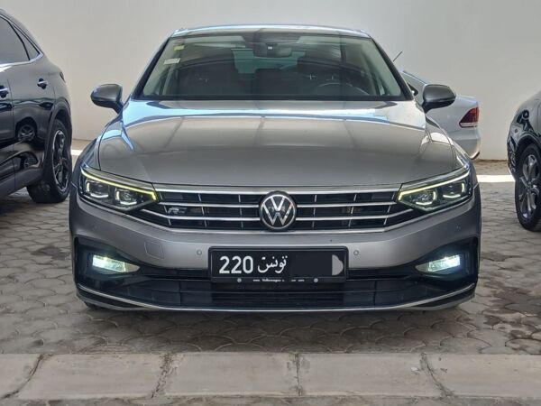 VOLKSWAGEN PASSAT R-LINE DSG