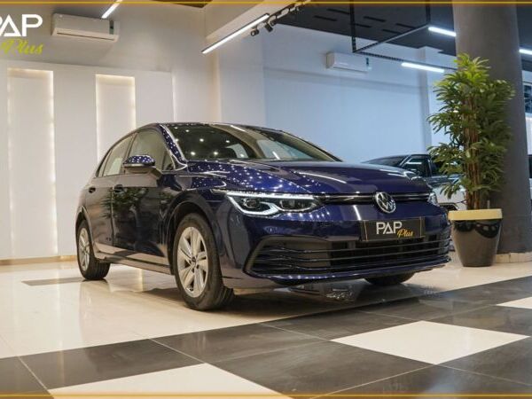 VOLKSWAGEN GOLF 8