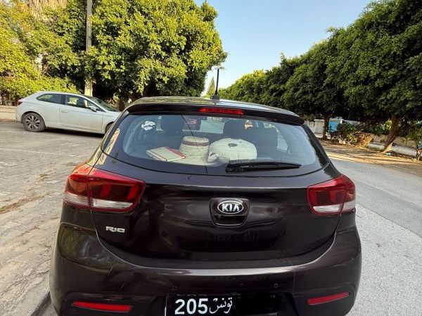 KIA Rio 5p 