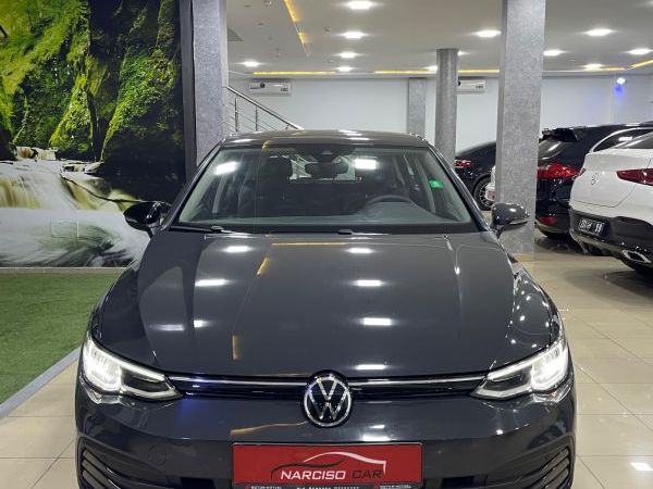 Volkswagen Golf 8