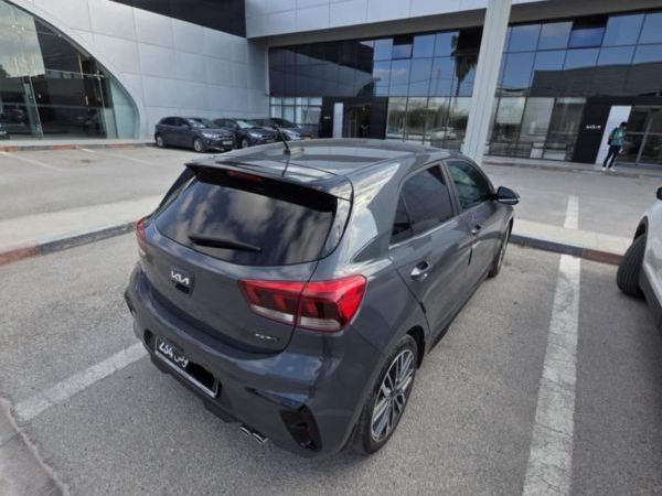 KIA Rio 5p 