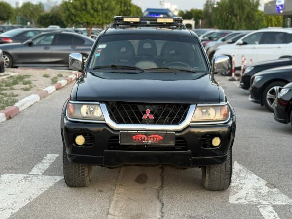 Mitsubishi Pajero Sport 