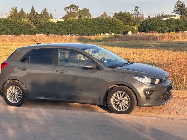 KIA Rio 5p 