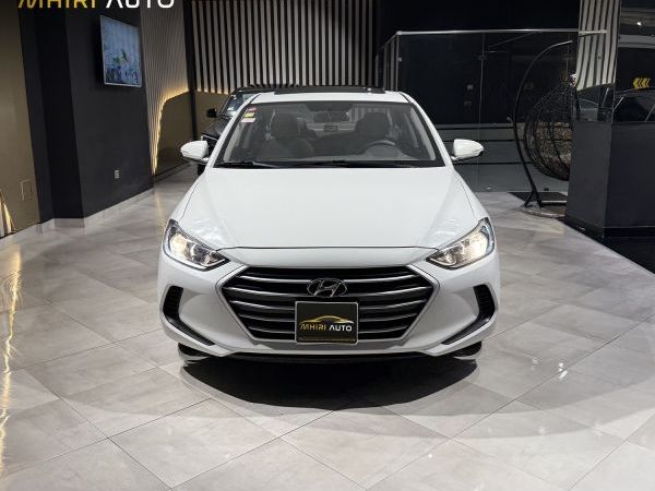 Hyundai Elantra 