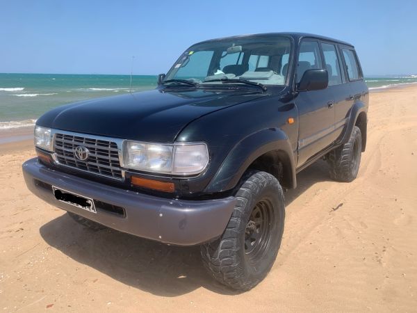 Toyota Land Cruiser 