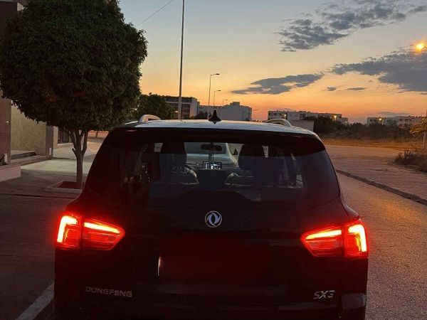 Dongfeng SX3 