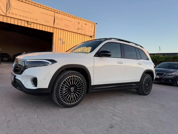 MERCEDES EQB