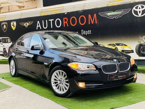 BMW SÉRIE 5 LUXURY LINE