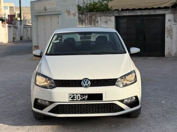 Volkswagen Polo Sedan 