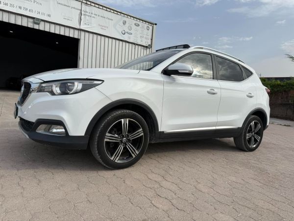 MG ZS 