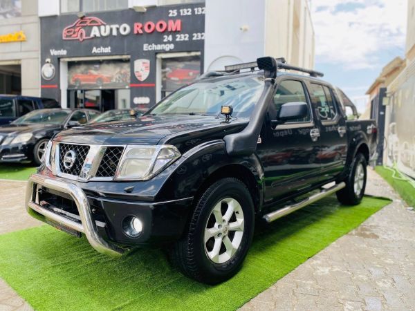 NISSAN NAVARA
