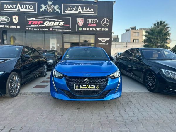 PEUGEOT E-208 GT
