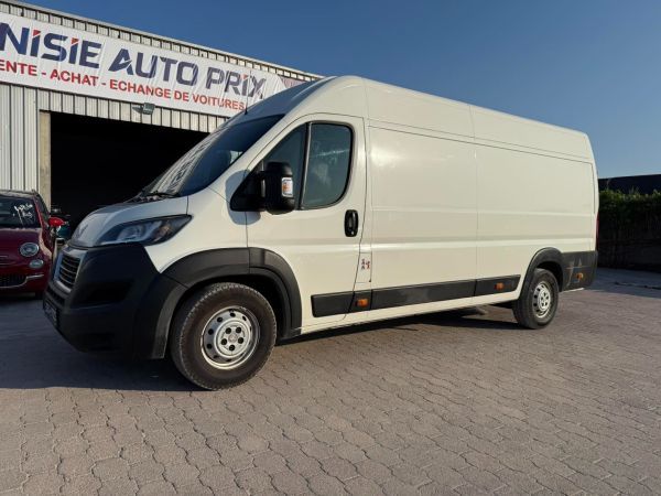 PEUGEOT BOXER FOURGON