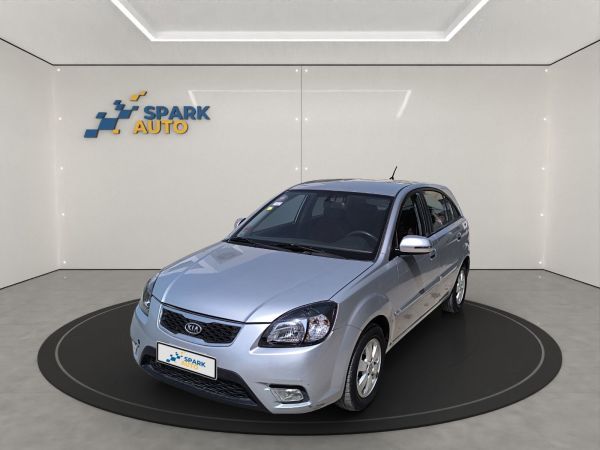 KIA RIO 5P EX