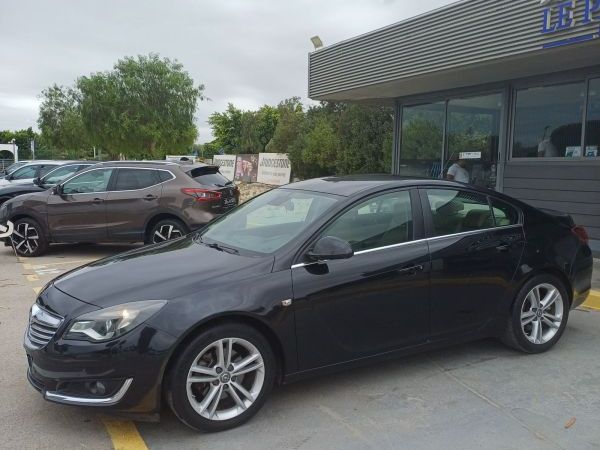 OPEL INSIGNIA