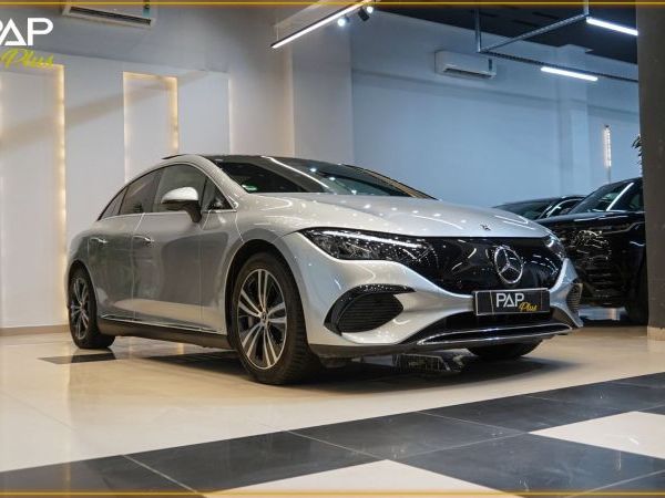 MERCEDES EQE BERLINE