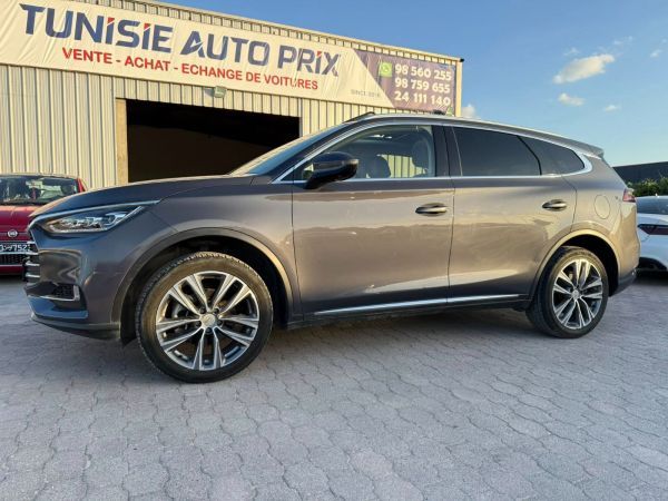 BYD TANG SUPREME