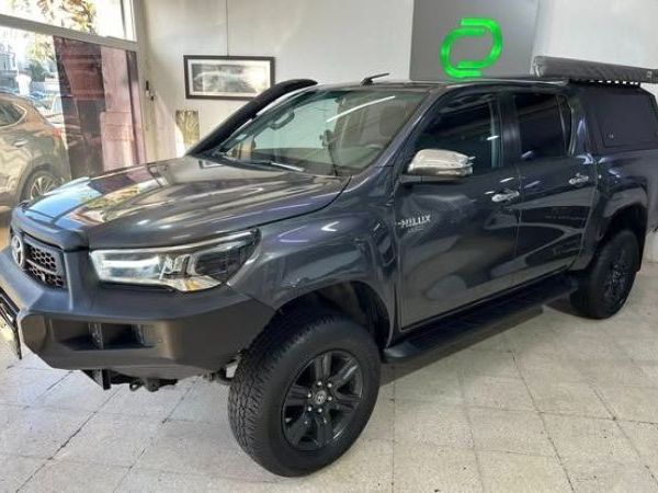 TOYOTA HILUX DOUBLE CABINE
