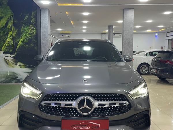 MERCEDES GLA