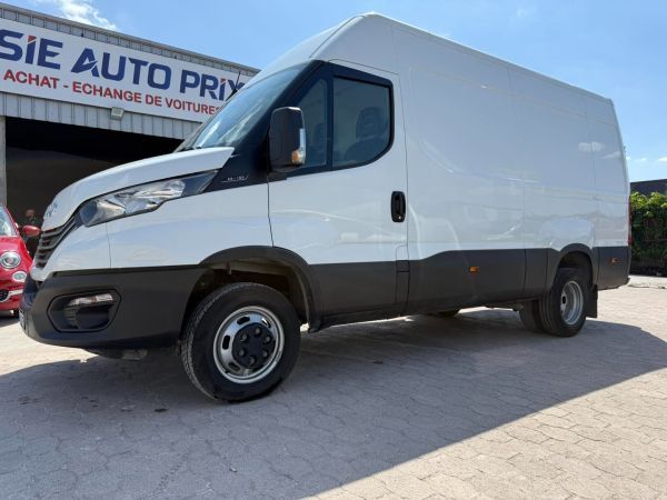IVECO DAILY FOURGON 35-150