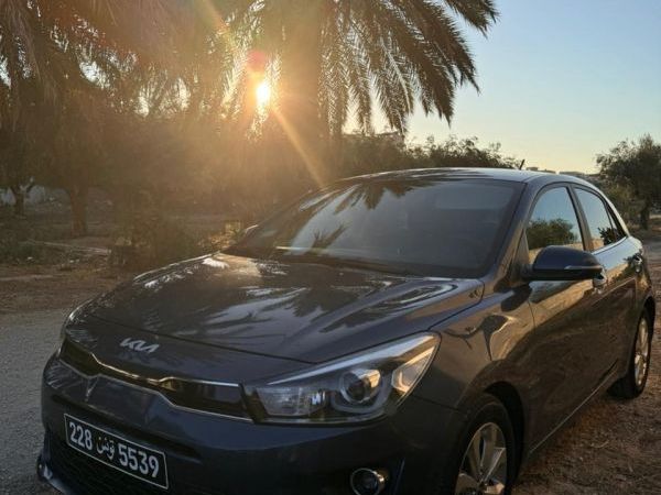 KIA Rio 5p
