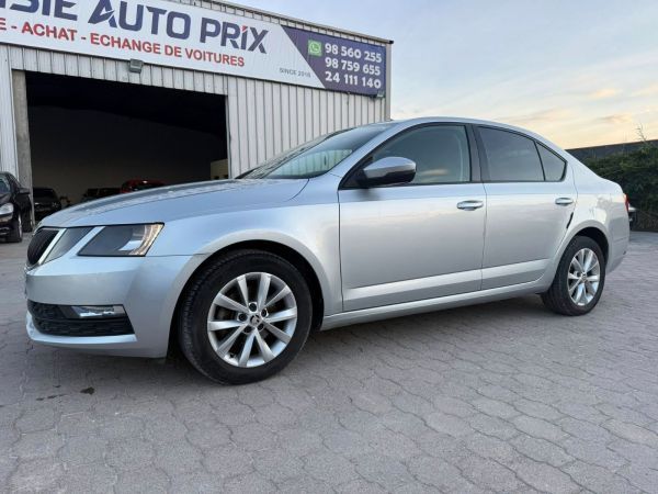 SKODA OCTAVIA AMBITION