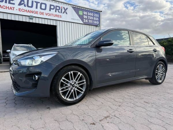 KIA Rio 5p
