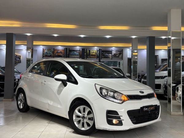 KIA RIO 5P