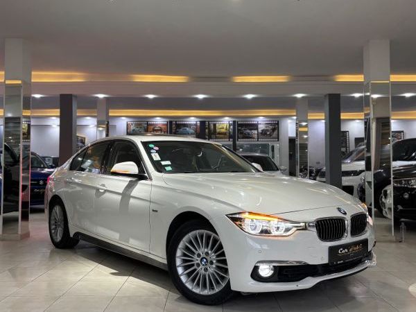 BMW SÉRIE 3 LUXURY LINE