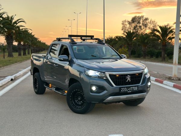 Peugeot Landtrek Double Cabine