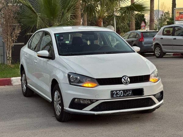 Volkswagen Polo Sedan 