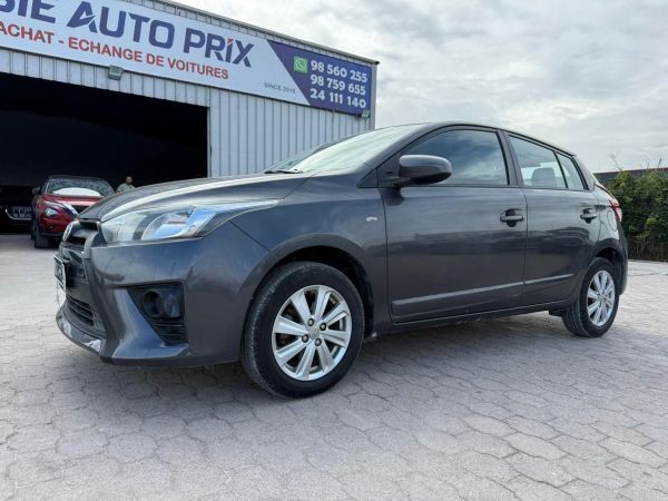 TOYOTA YARIS