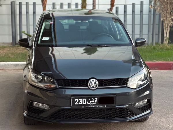 Volkswagen Polo Sedan 