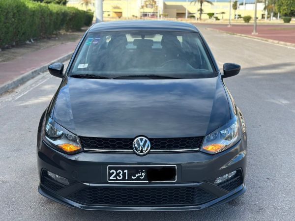 Volkswagen Polo Sedan 