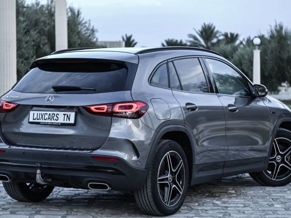 Mercedes-Benz GLA AMG Pack Night