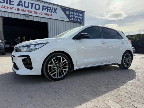 KIA Rio 5p 