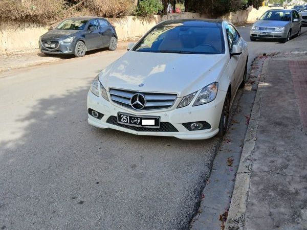 Mercedes-Benz Classe E coupé 