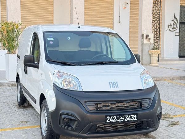 Fiat Fiorino premier main