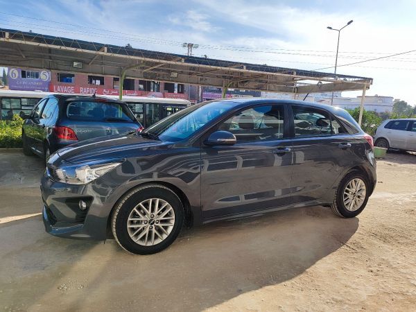 KIA Rio 5p 