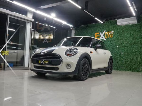 Mini Cooper 3 portes 