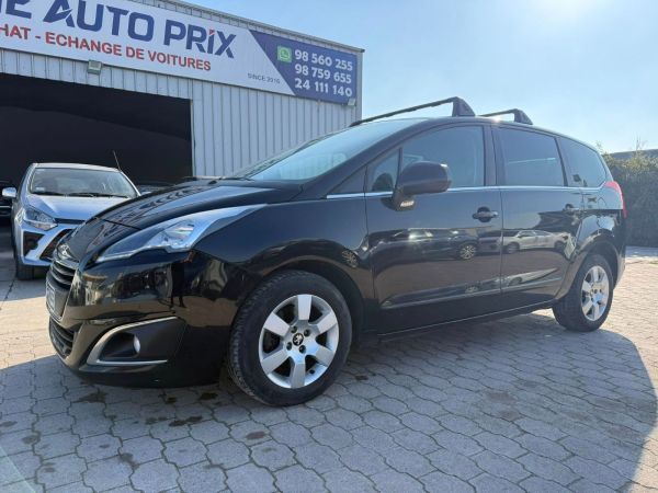PEUGEOT 5008 ALLURE