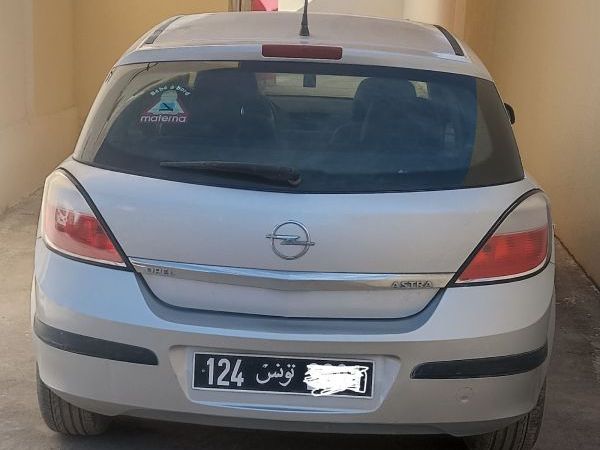 Opel Astra 