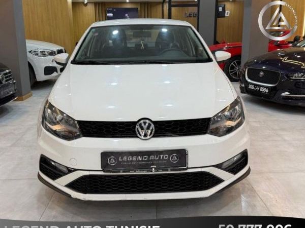 Volkswagen Polo Sedan 