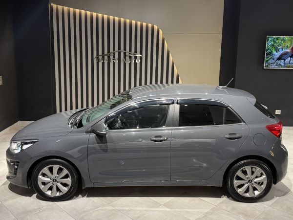 KIA Rio 5p 