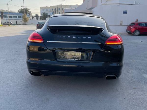 Porsche Panamera 