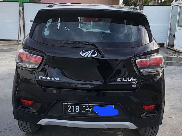 Mahindra KUV 100 