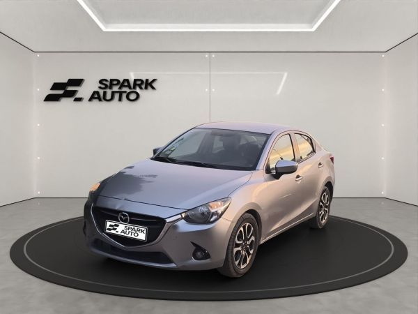 Mazda 2 Sedan 