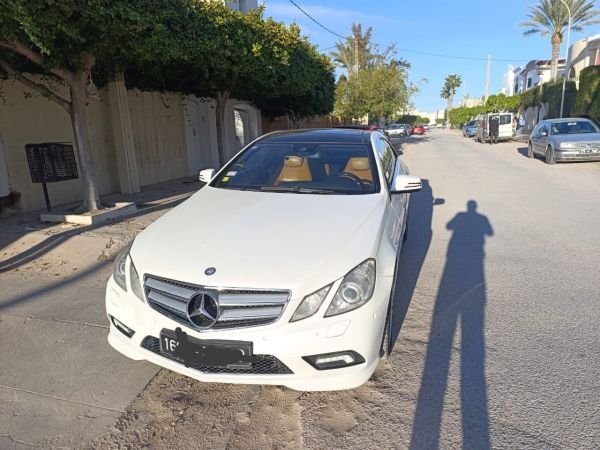 Mercedes-Benz Classe E coupé 